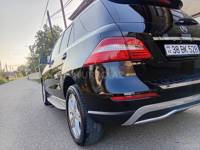 Mercedes ML 350 4MATIC 2011, 174,000 km - 3.5 л - Qusar
