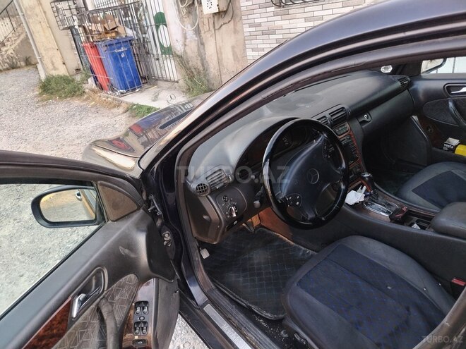 Mercedes C 200 2000, 356,600 km - 2.0 л - Bakı