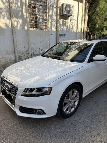 Audi A4 2010, 107,792 km - 2.0 l - Bakı