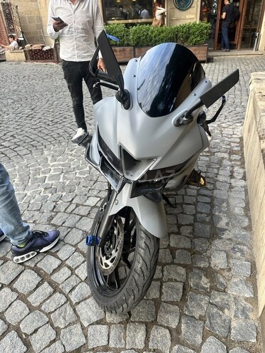 Yamaha R15 2023, 10,400 km - 0.2 l - Bakı