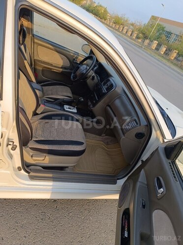 Hyundai Sonata 2002, 571,317 km - 2.4 l - Yevlax