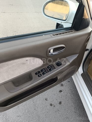 Hyundai Sonata 2002, 571,317 km - 2.4 l - Yevlax