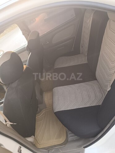 Hyundai Sonata 2002, 571,317 km - 2.4 l - Yevlax