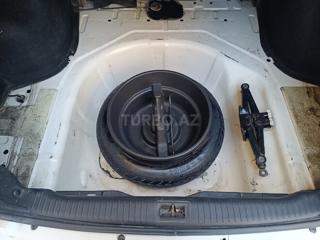 Hyundai Sonata 2002, 571,317 km - 2.4 l - Yevlax