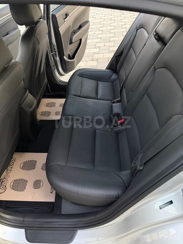Hyundai Elantra 2017, 123,000 km - 2.0 l - Bakı