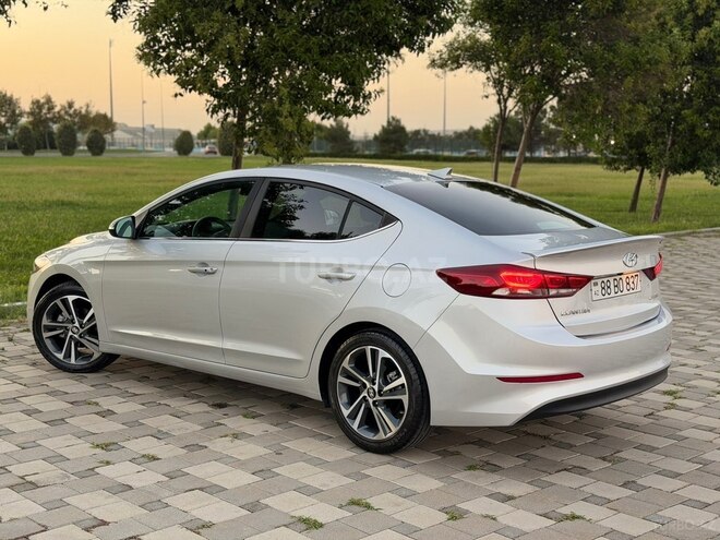 Hyundai Elantra 2017, 123,000 km - 2.0 l - Bakı