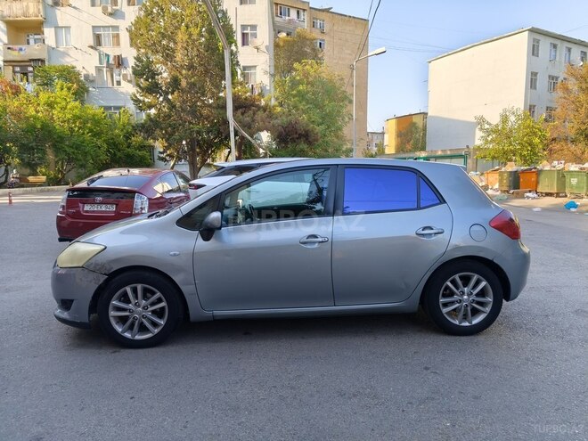 Toyota Auris 2008, 418,000 km - 1.4 л - Bakı