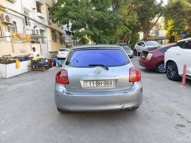 Toyota Auris 2008, 418,000 km - 1.4 л - Bakı