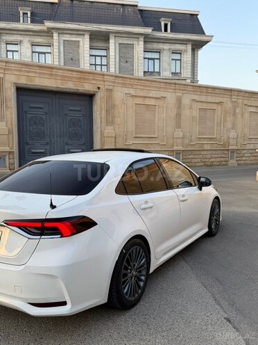 Toyota Corolla 2025, 13,000 km - 1.8 l - Bakı