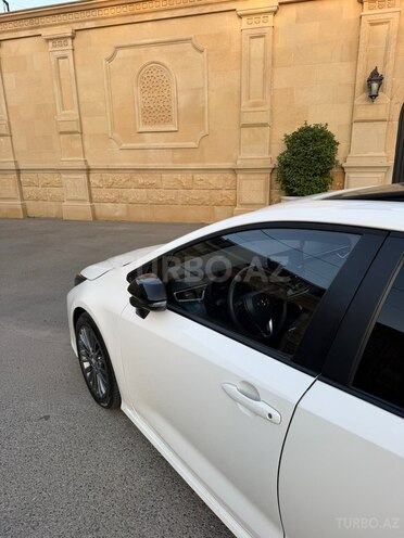Toyota Corolla 2025, 13,000 km - 1.8 l - Bakı