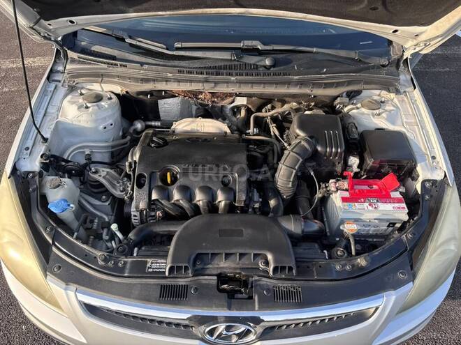 Hyundai i30 2009, 248,000 km - 1.4 l - Bakı