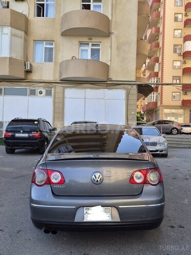 Volkswagen Passat 2006, 275,000 km - 2.0 l - Bakı
