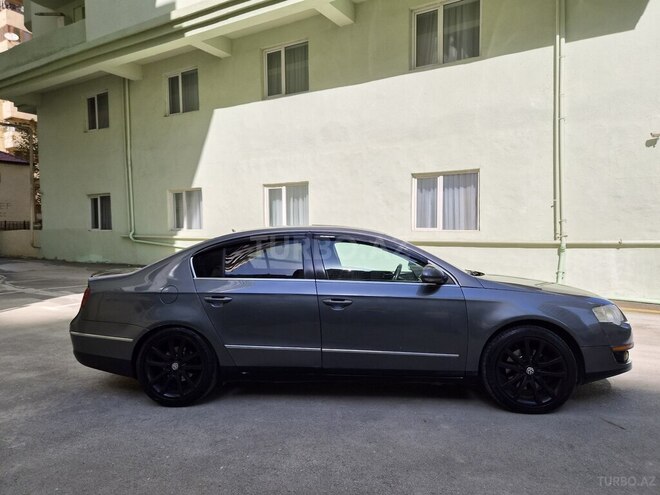 Volkswagen Passat 2006, 275,000 km - 2.0 l - Bakı