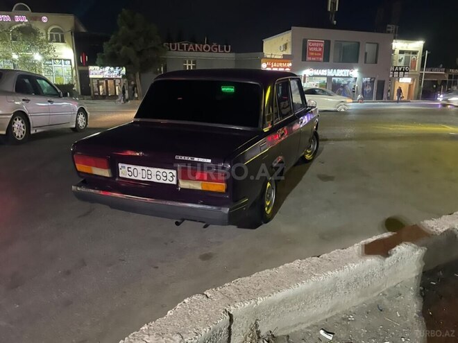 LADA (VAZ) 2107 1997, 160,000 km - 1.6 l - 