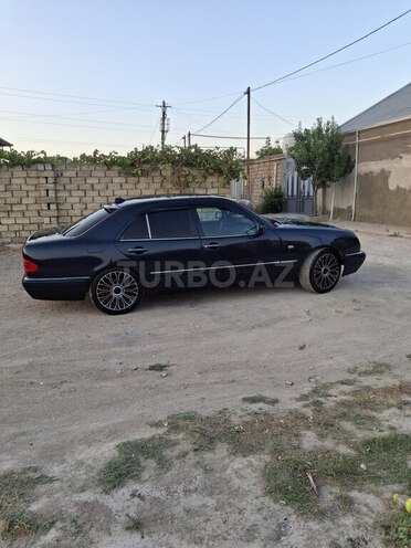Mercedes E 200 1996, 542,002 km - 2.0 л - Bakı