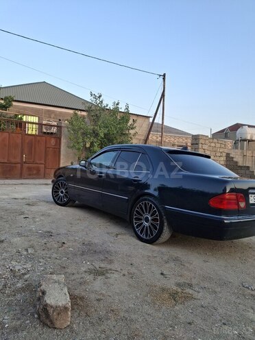Mercedes E 200 1996, 542,002 km - 2.0 л - Bakı