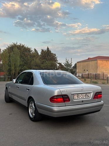 Mercedes E 240 1998, 291,466 km - 2.4 л - Masallı
