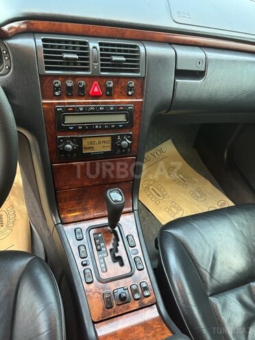Mercedes E 240 1998, 291,466 km - 2.4 л - Masallı