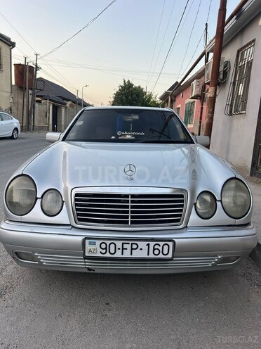 Mercedes E 200 1995, 480,000 km - 2.0 л - Bakı