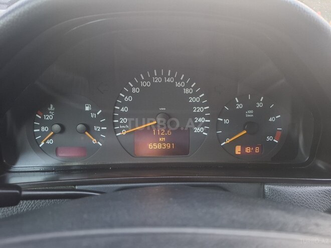 Mercedes E 220 2001, 658,391 km - 2.2 l - Bakı
