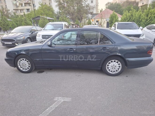 Mercedes E 220 2001, 658,391 km - 2.2 l - Bakı