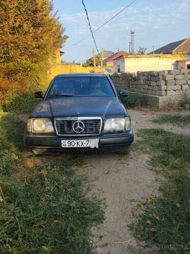 Mercedes 220 E 1994, 250,000 km - 2.2 l - Bakı