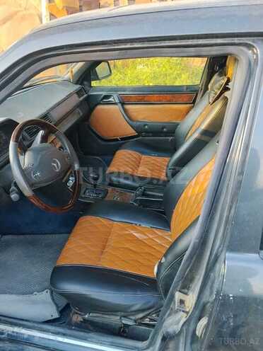 Mercedes 220 E 1994, 250,000 km - 2.2 l - Bakı