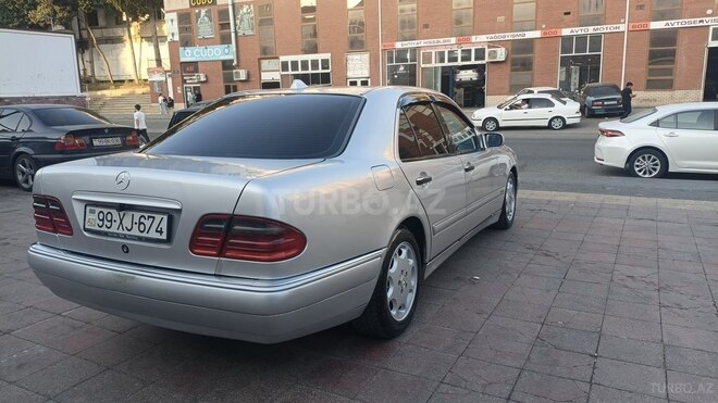Mercedes E 240 1999, 499,999 km - 2.4 l - Bakı