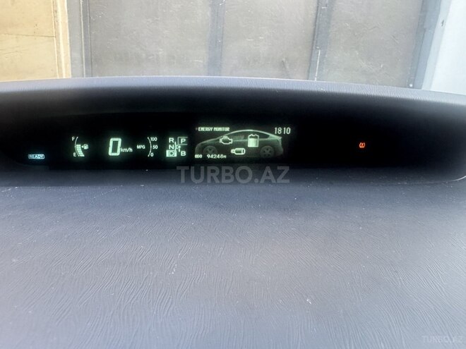 Toyota Prius 2015, 160,000 km - 1.8 л - Bakı