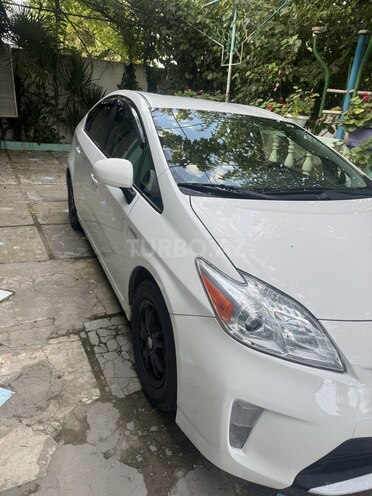 Toyota Prius 2015, 160,000 km - 1.8 л - Bakı