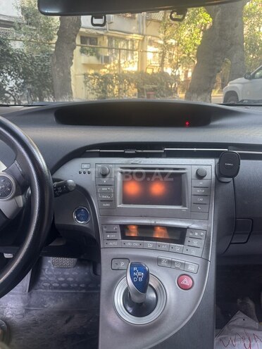 Toyota Prius 2015, 160,000 km - 1.8 л - Bakı