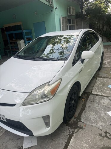 Toyota Prius 2015, 160,000 km - 1.8 л - Bakı