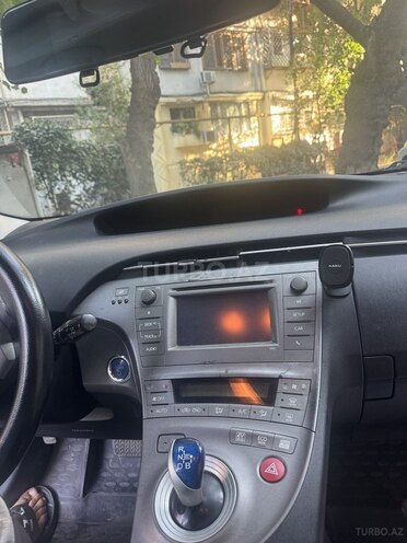 Toyota Prius 2015, 160,000 km - 1.8 л - Bakı