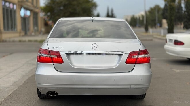 Mercedes E 250 2011, 332,000 km - 1.8 л - Gəncə
