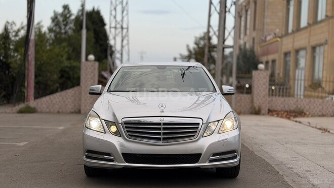 Mercedes E 250 2011, 332,000 km - 1.8 л - Gəncə