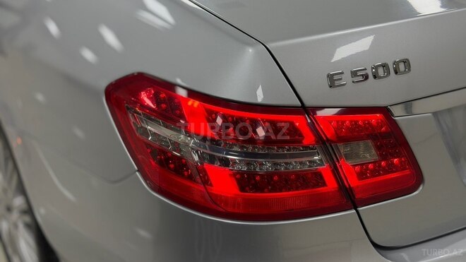Mercedes E 250 2011, 332,000 km - 1.8 л - Gəncə