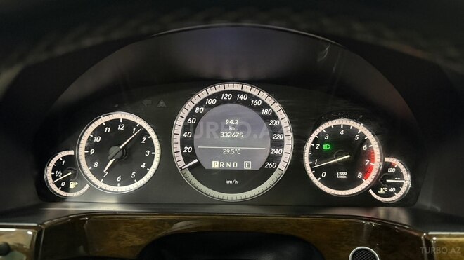 Mercedes E 250 2011, 332,000 km - 1.8 л - Gəncə