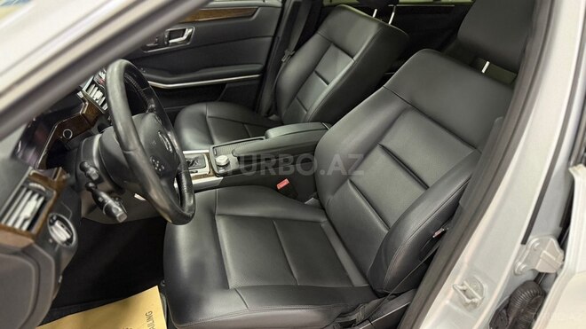 Mercedes E 250 2011, 332,000 km - 1.8 л - Gəncə