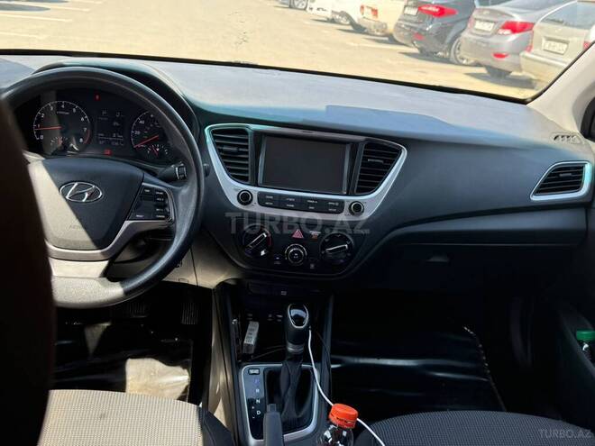 Hyundai Accent 2020, 113,137 km - 1.6 l - Bakı