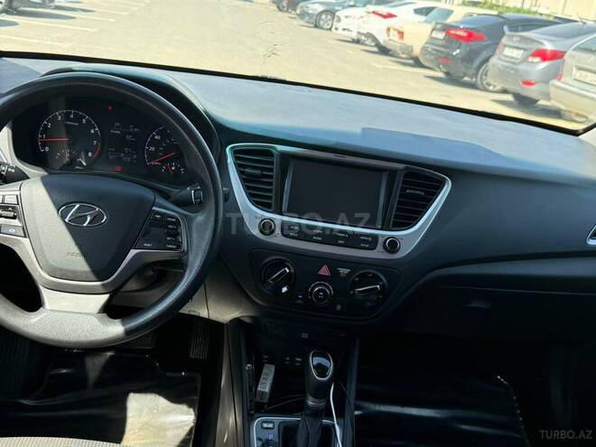 Hyundai Accent 2020, 113,137 km - 1.6 l - Bakı