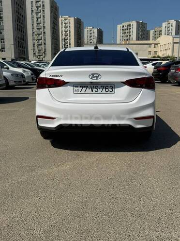 Hyundai Accent 2020, 113,137 km - 1.6 l - Bakı