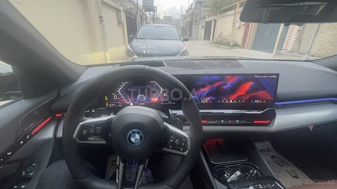 BMW 530e 2024, 26,000 km - 2.0 l - Bakı