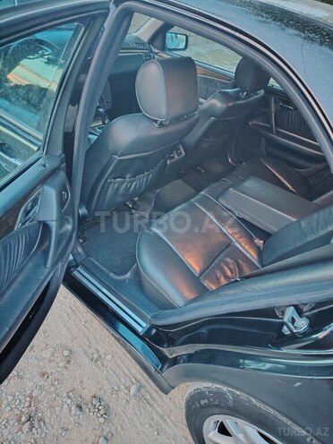 Mercedes E 300 1999, 566,000 km - 3.0 l - Bakı