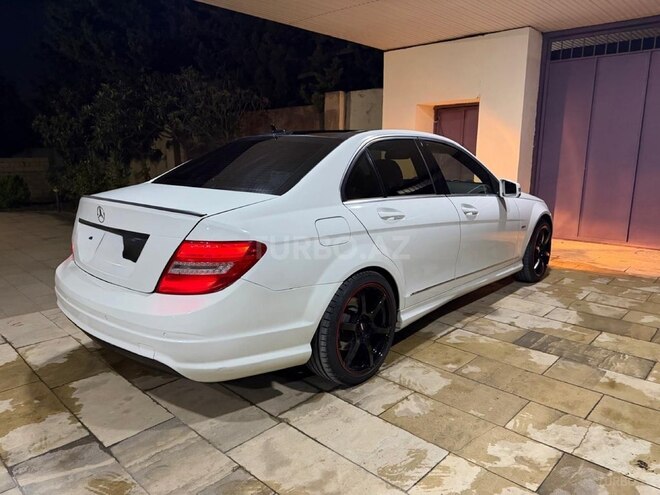 Mercedes C 180 2009, 345,000 km - 1.8 l - Bakı