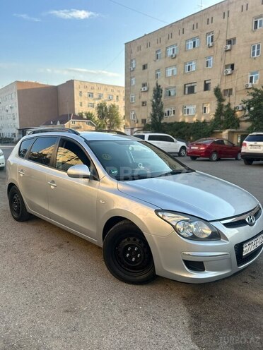 Hyundai i30 2009, 186,000 km - 1.4 л - Bakı