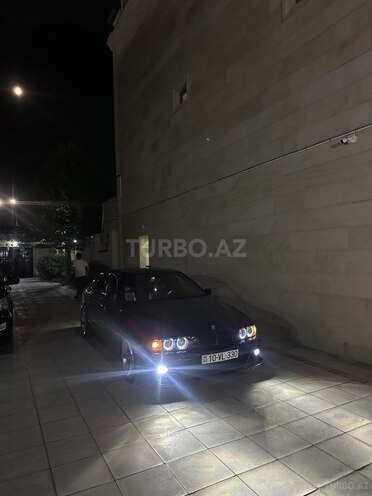 BMW 528 1999, 280,000 km - 2.8 l - Sumqayıt