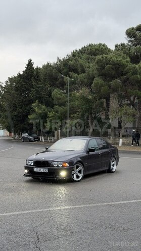 BMW 528 1999, 280,000 km - 2.8 l - Sumqayıt
