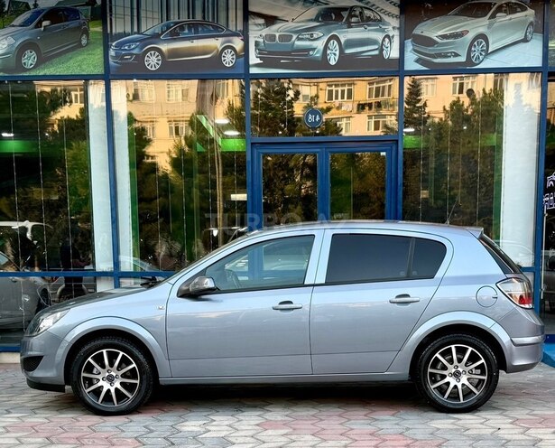 Opel Astra 2009, 259,000 km - 1.4 l - Sumqayıt