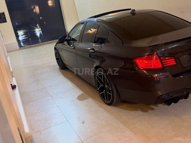 BMW 535 2014, 330,000 km - 3.0 l - Gəncə