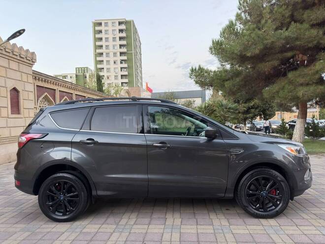 Ford Escape 2018, 115,000 km - 1.5 л - Bakı
